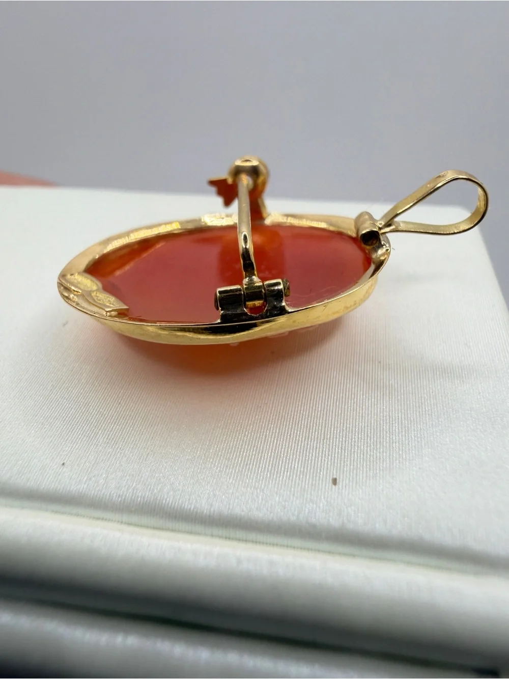 Vintage 18kt (750) Yellow‎ Gold 20x15mm Cameo Pendant/Brooch/Pin combo!